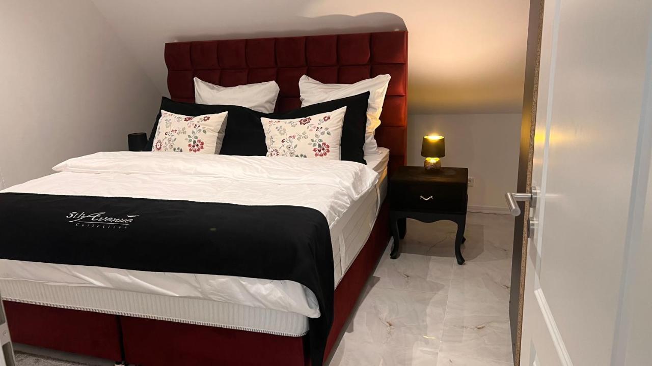 Relaxdays-Apartments 2 Garten Und Pool- Mitbenutzung, Kostenloser Parkplatz, Kontaktloser Checkin, Wifi Mit Smarttv Gütersloh Dış mekan fotoğraf